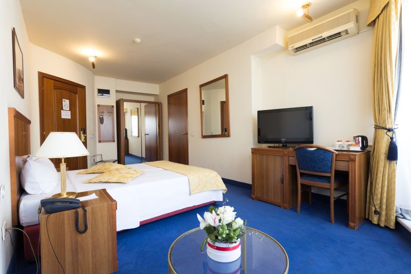 Opera by Zeus International