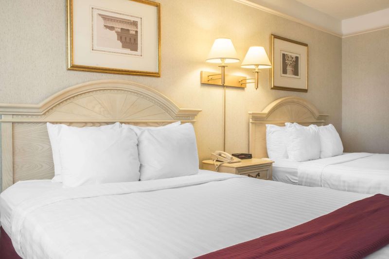 Clarion Hotel & Conference Center Fort Erie