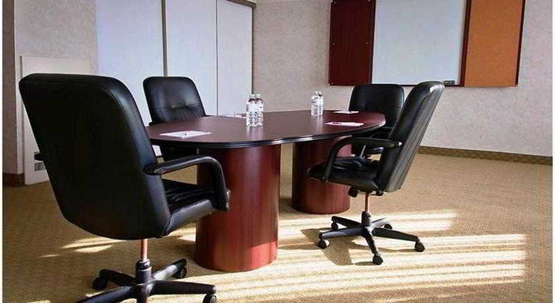 Clarion Hotel & Conference Center Fort Erie