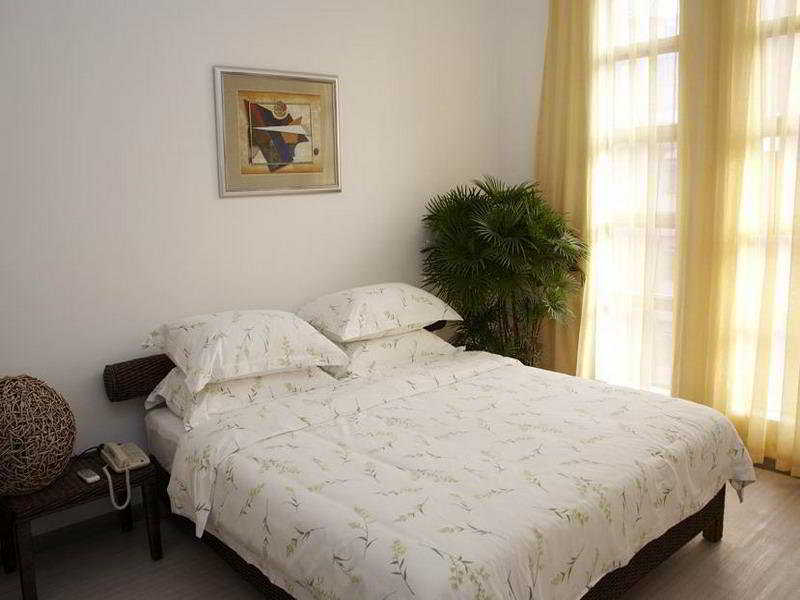 Lilac International Suites