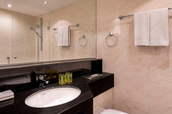 Las mejores ofertas de Four Points By Sheraton Munich Arabellapark Munich