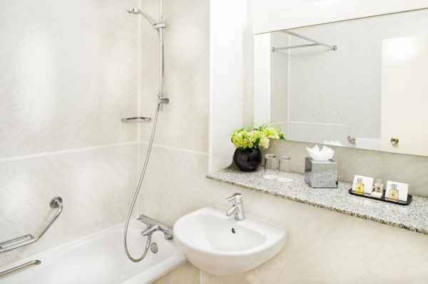 Las mejores ofertas de Copthorne Tara Hotel London Kensington Londres