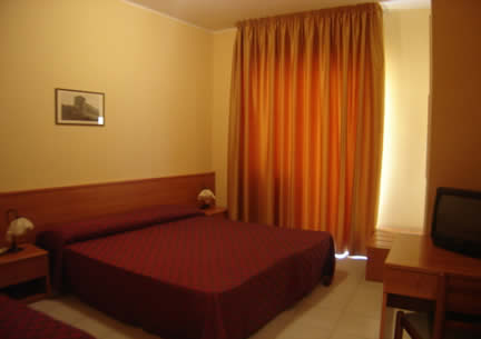 Las mejores ofertas de PANORAMIC Giardini Naxos 