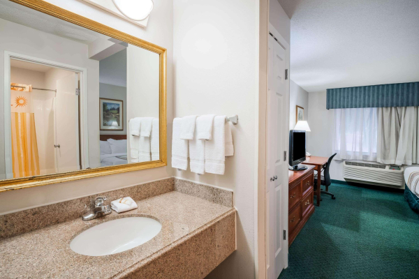 Las mejores ofertas de La Quinta Inn & Suites By Wyndham Nashville Frankl Franklin