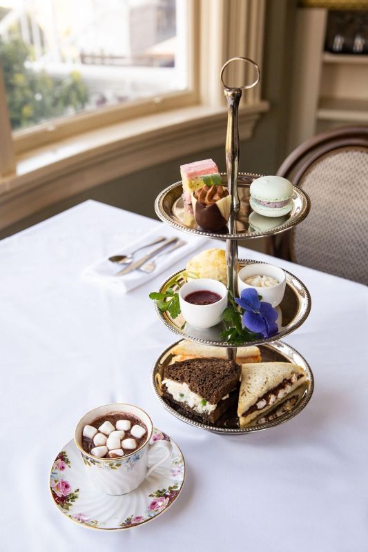 Huntingdon Manor Hotel