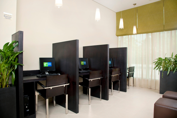 Las mejores ofertas de Holiday Inn Express Dubai Airport Dubai