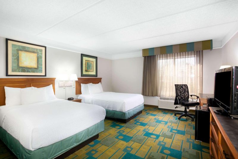 Las mejores ofertas de La Quinta Inn & Suites By Wyndham Austin Southwest Austin 