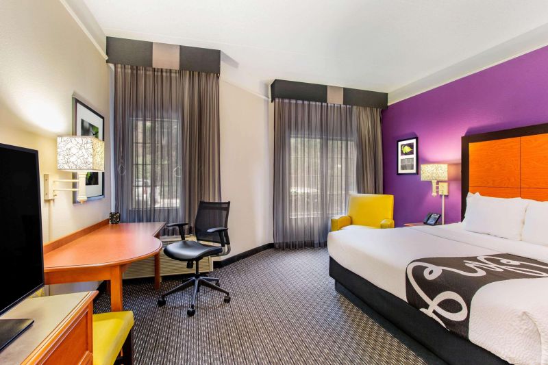 Las mejores ofertas de La Quinta Inn & Suites Raleigh - Durham Airport Raleigh