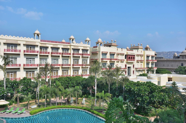 Las mejores ofertas de Le Meridien Jaipur Jaipur
