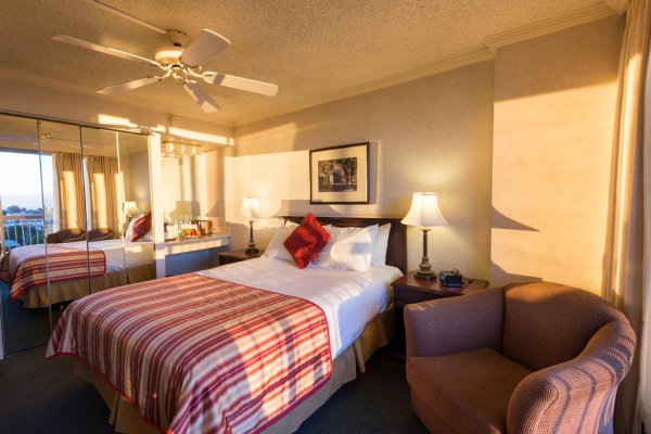 Las mejores ofertas de Harbour Towers Hotel & Suites Victoria