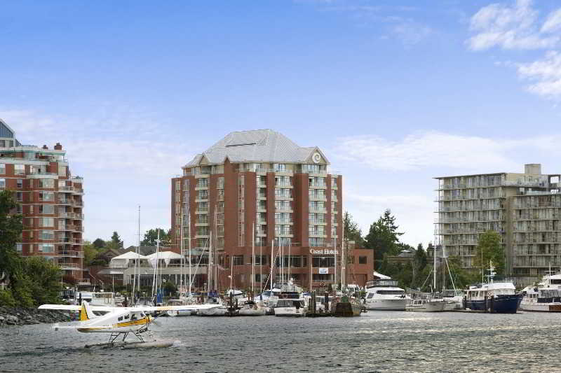 Coast Victoria Hotel and Marina by APA