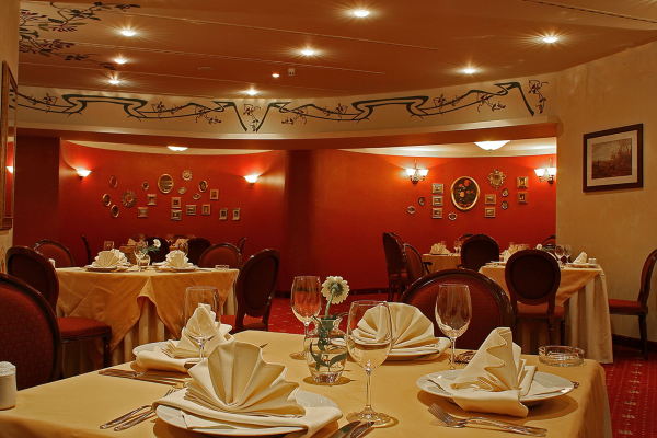 Las mejores ofertas de Park Hotel Sankt Peterburg Plovdiv