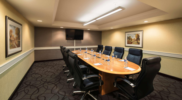 Las mejores ofertas de Hilton Suites Winnipeg Airport Winnipeg 