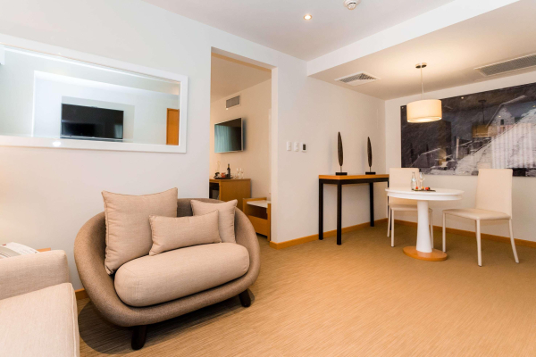Las mejores ofertas de Melia Lima Lima