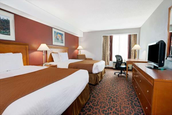 Las mejores ofertas de Ramada By Wyndham Niagara Falls/Fallsview Cataratas del Niágara