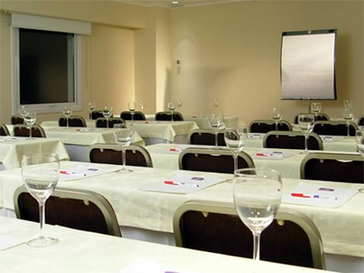 Howard Johnson Rio Ceballos Hotel Casino