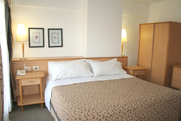 Las mejores ofertas de Urbana Suites Mendoza