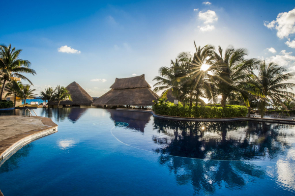Las mejores ofertas de Fiesta Americana Condesa Cancun- All Inclusive Cancún
