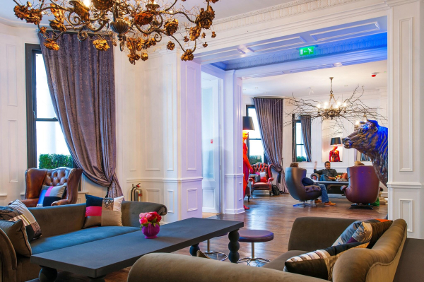 Las mejores ofertas de The Exhibitionist Londres