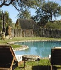 Las mejores ofertas de Intu Africa-Zebra Kalahari Lodge Windhoek