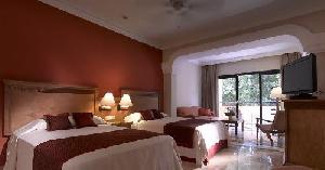 HOTEL GRAND PALLADIUM COLONIAL RESORT & SPA 