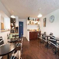 Las mejores ofertas de Knights Inn Toronto Canada 