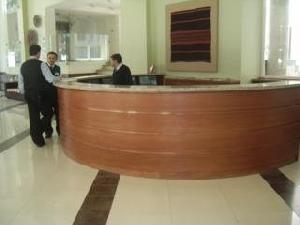 Apartamentos Bmb Suites