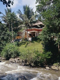 Four Seasons Resort Bali