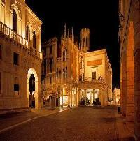 Las mejores ofertas de FOUR POINTS BY SHERATON PADOVA Masera' Di Padova 