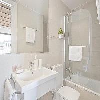 Las mejores ofertas de APT. BARCELONA - EL RAVAL Barcelona