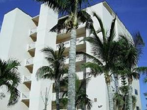 Sun Tower Hotel and Suites