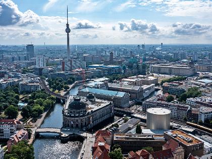 BERLíN, PRAGA, VIENA Y POLONIA BERLíN, PRAGA, VIENA Y POLONIA