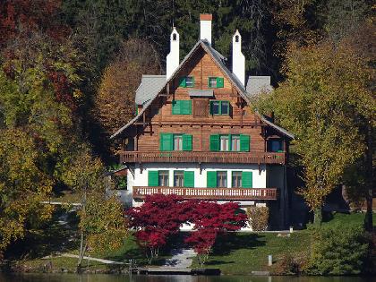 CROACIA, BOSNIA Y ESLOVENIA CROACIA, BOSNIA Y ESLOVENIA