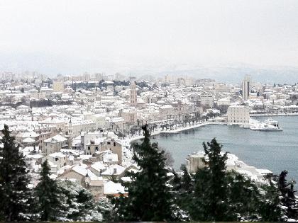 CROACIA, BOSNIA Y ESLOVENIA CROACIA, BOSNIA Y ESLOVENIA