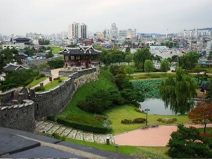 DE SEúL A HIROSHIMA DE SEúL A HIROSHIMA