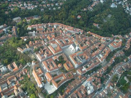 CROACIA, BOSNIA Y ESLOVENIA CROACIA, BOSNIA Y ESLOVENIA