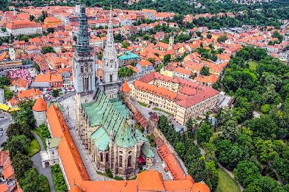 CROACIA, BOSNIA Y ESLOVENIA CROACIA, BOSNIA Y ESLOVENIA