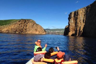 Travesía en barco hasta los islotes de las Cabras
