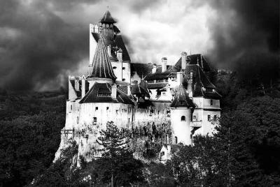 El castillo de Drácula, el castillo de Peles y el casco antiguo d El castillo de Drácula, el castillo de Peles y el casco antiguo d