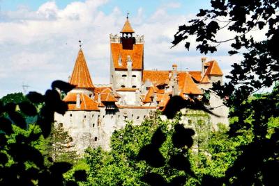Tour en grupo pequeño al castillo de Drácula, el castillo de Bras