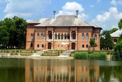Excursión de medio día al Monasterio de Snagov y al Palacio Mogos Excursión de medio día al Monasterio de Snagov y al Palacio Mogos