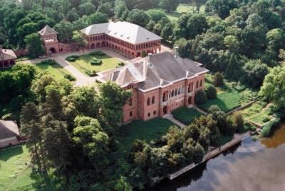 Los hermosos alrededores de Bucarest: Palacio Mogoșoaia y Monaste