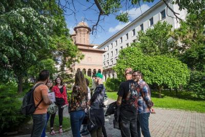 Crónicas de Bucarest con almuerzo incluido Crónicas de Bucarest con almuerzo incluido
