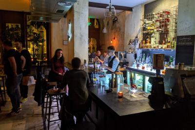 Recorrido por los Nightwalkers de Bucarest Hip Side