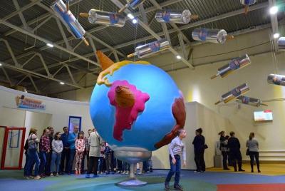 Sin colas: entrada a la fábrica de helados «Clean line»