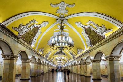 Moscú: recorrido por la capital metropolitana y la galería de art