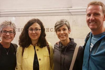 Tour de metro y cocina rusa y mercado de pulgas