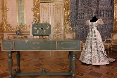 Visita privada del Palacio de Catalina y el Metro en transporte p