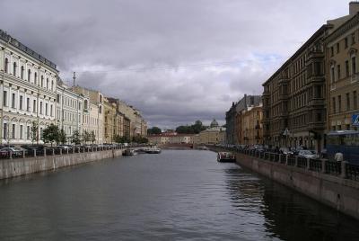 Traslado privado desde el aeropuerto de Pulkovo a San Petersburgo
