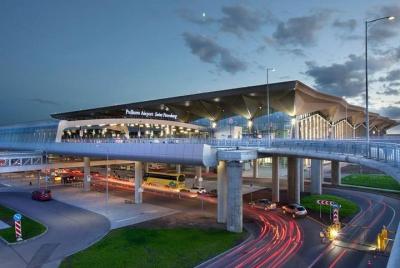 Traslado desde San Petersburgo (cualquier hotel o dirección) al a